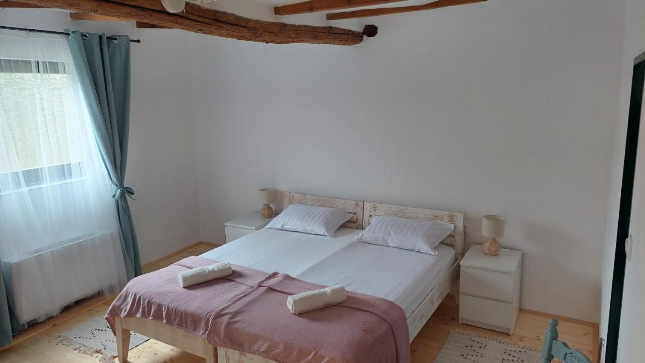 Eva House Ξενοδοχείο Pacir Εξωτερικό φωτογραφία