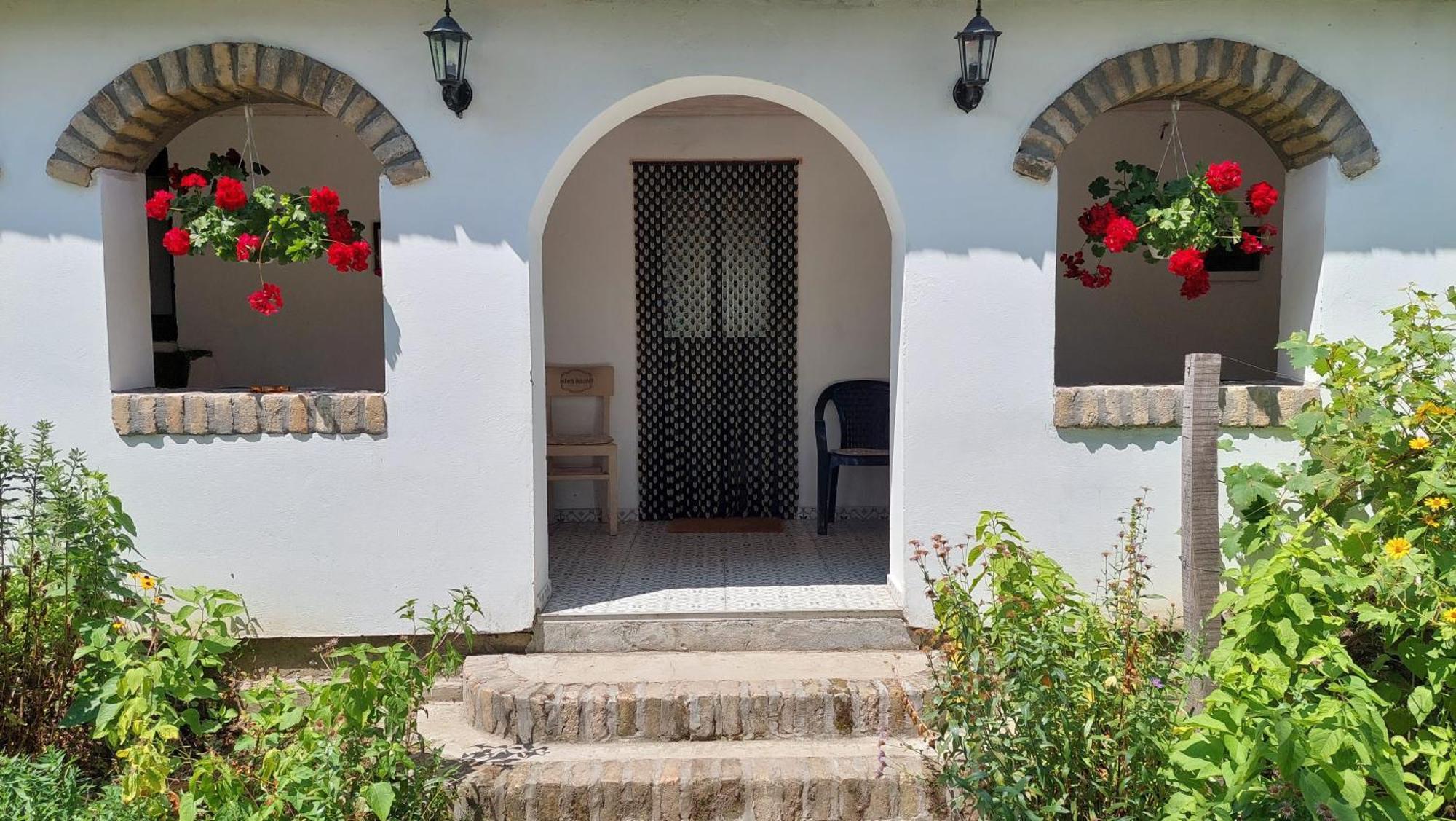 Eva House Ξενοδοχείο Pacir Εξωτερικό φωτογραφία